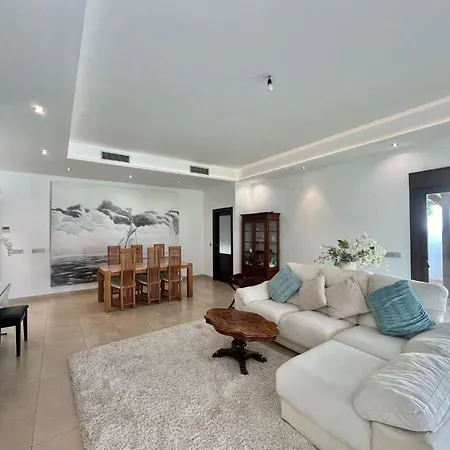 Splendid In Pass The Keys Holiday home Marbella